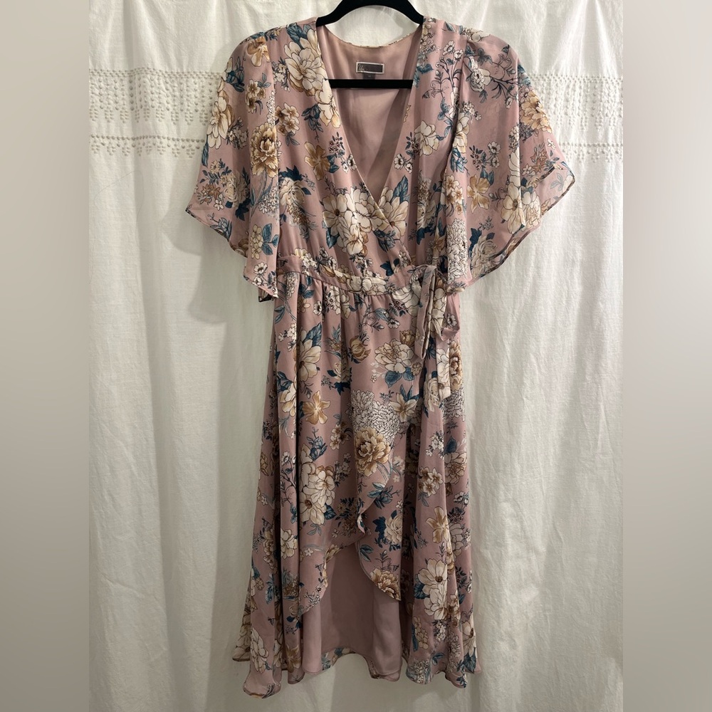 Chelsea28 Lilac Floral Wrap Midi Dress size XS